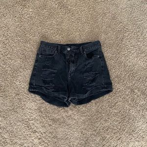 American Eagle Mom shorts